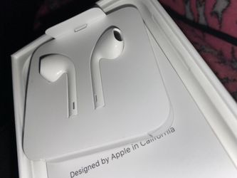 iPhone earphones