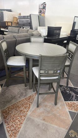 Dining table set