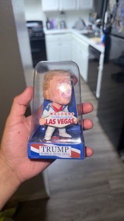 Donald trump head