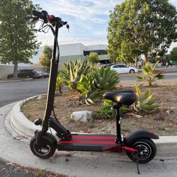 X48 Electric-Scooter with Seat