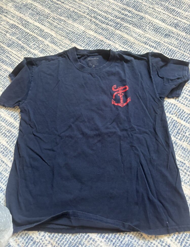 Men’s Large T Shirts