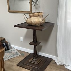 Accent Table/Plant Stand