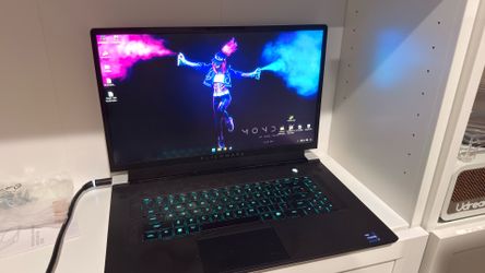 Alienware x17 r2 with 3080ti