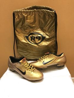 Nike Mercurial Vapor 2004 Ronaldo Release. Soccer Cleats/Shoes With R9 Bag. RARE. Men Size 9. for Sale in TX - OfferUp