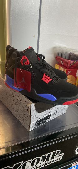 Shoessize  8.5. Women new