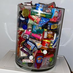 Mini brands 