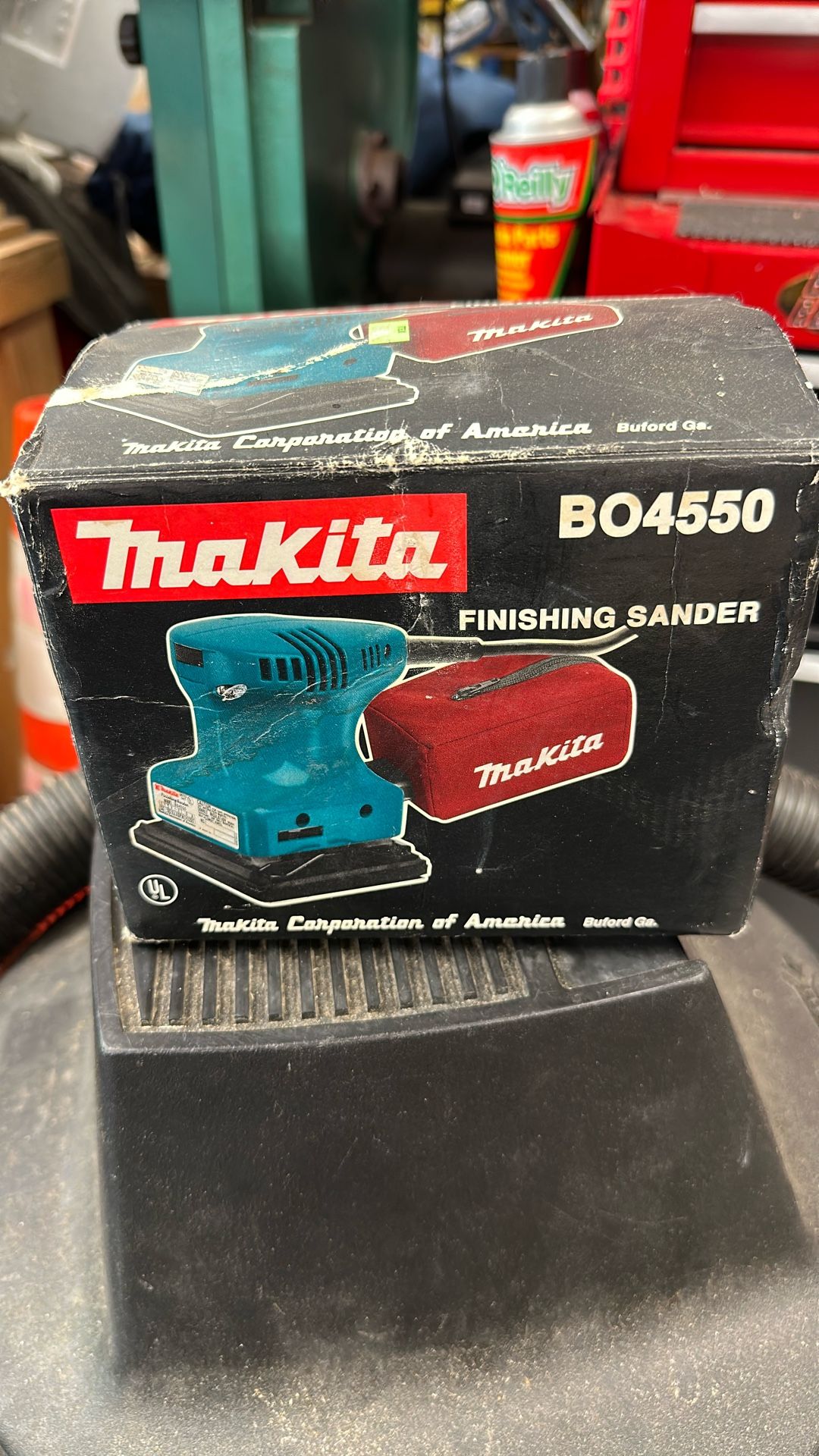 Makita Finishing Sander