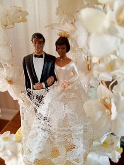 Very Old Venench Cake Topper Very Rare 