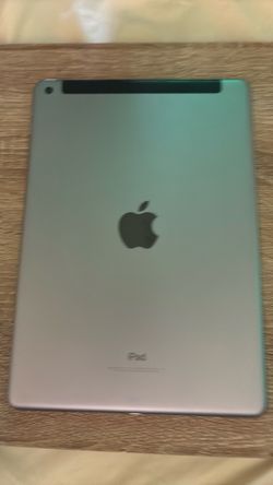 Apple iPad  5 generation   WiFi