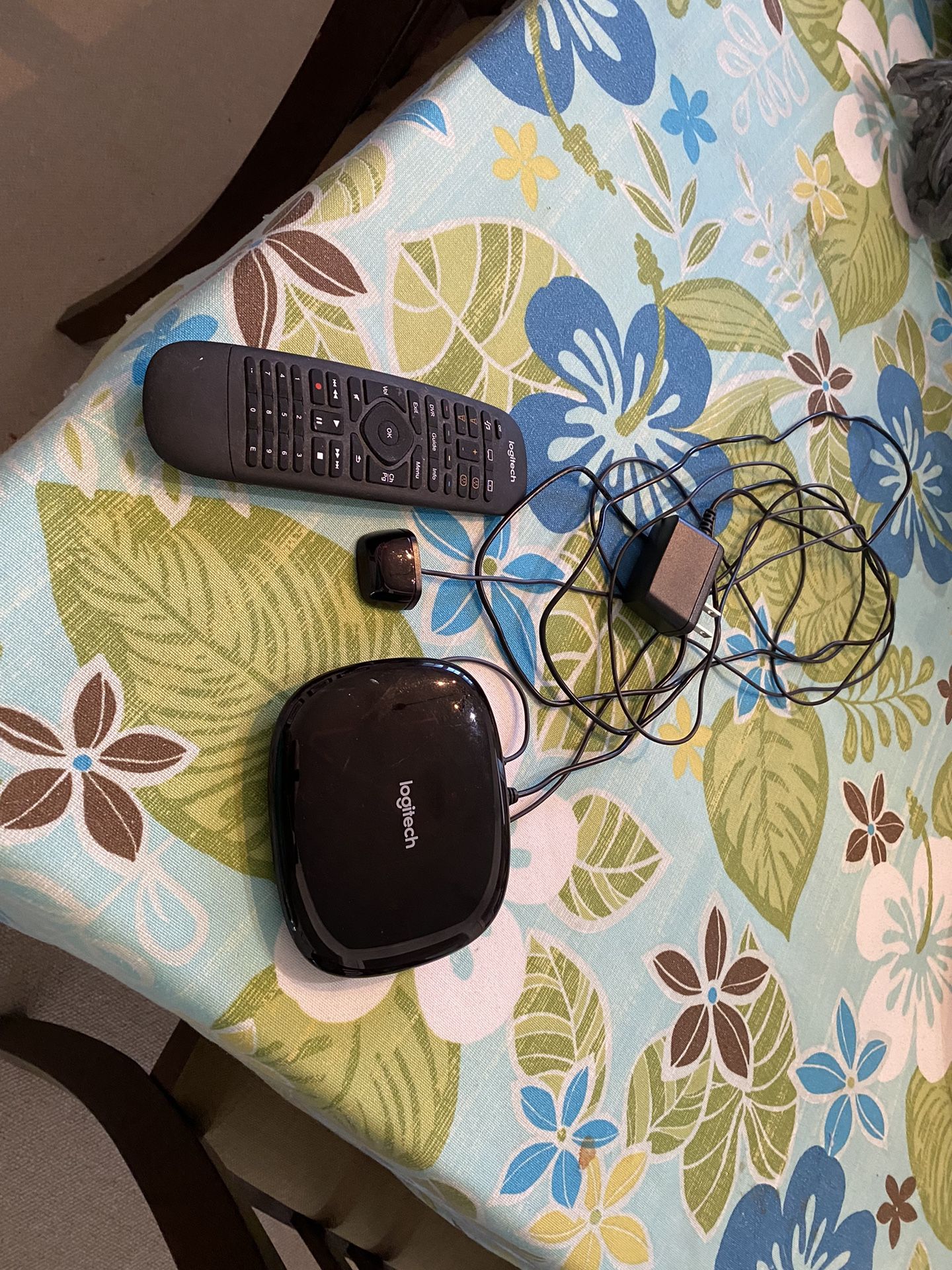 Logitech Harmony Hub