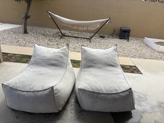Outdoor love seat