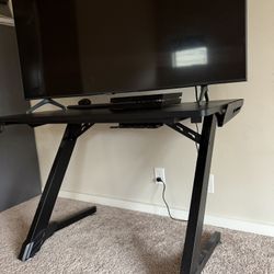 Computer Gaming Table