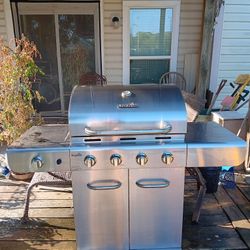 Char-Broil Grill