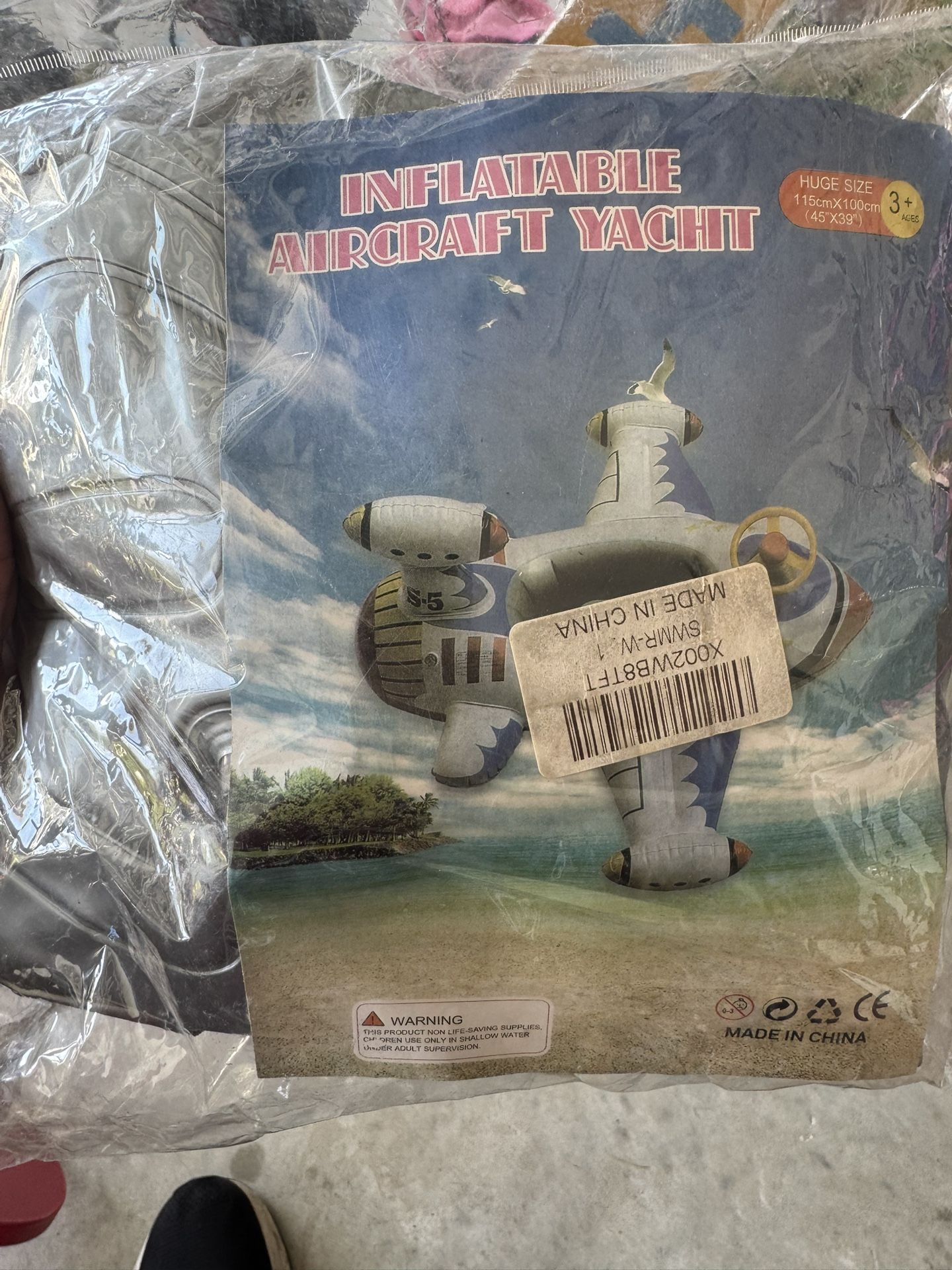 Inflatable Aircraft Yacht Pool Float