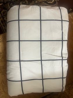 Bed cover White and blue size twin