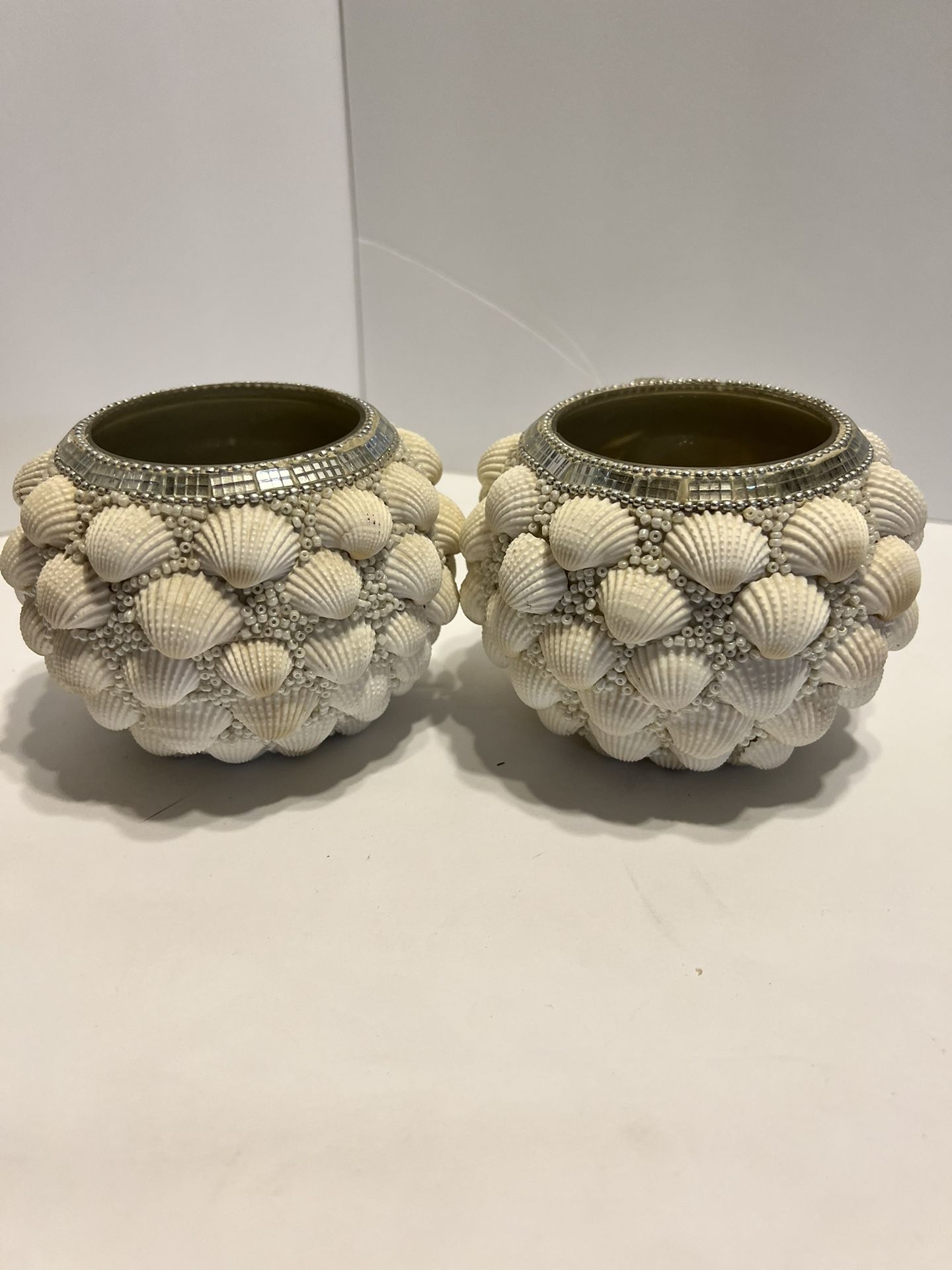 Ocean Front Decor Set Of 2 Beaded/Sea Shell Candle/Plant Holders