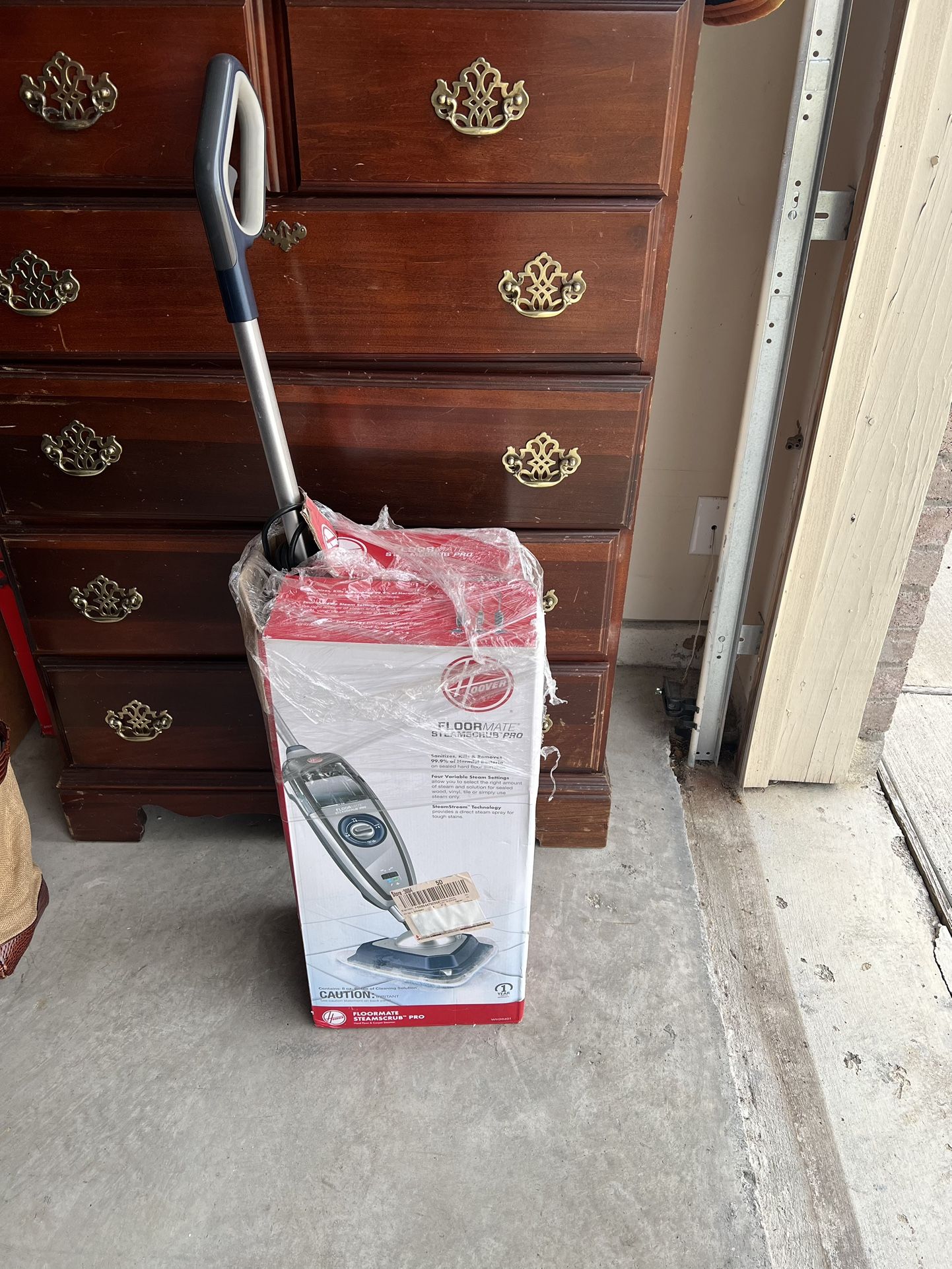 Hoover Hardwood Floor & Carpet Steamer