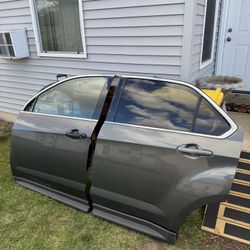 2010, 2011, 2012, 2013, 2014, 2015 Chevrolet Equinox Set Of Grey Driver Side Doors
