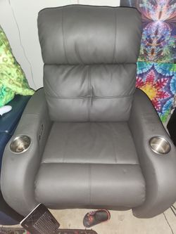 Movie chair with charging port. Full recliner