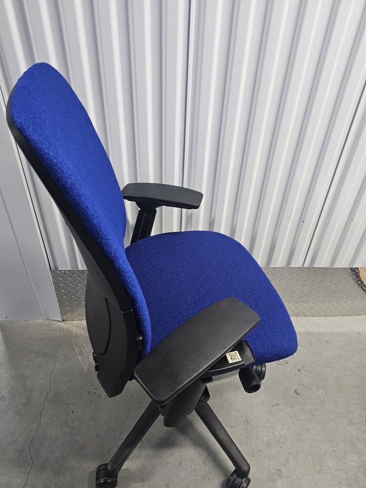 Steelcase Amia Office Chair for Sale in Orlando, FL OfferUp
