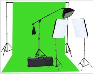 Brand New in Box - Green Screen and Three Softbox Lights for YouTube / Video /Photography