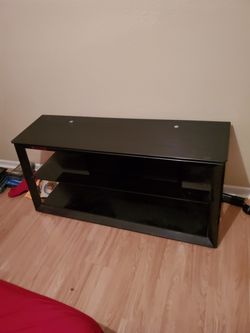 TV stand, like new. Fits up to 80 inch tv