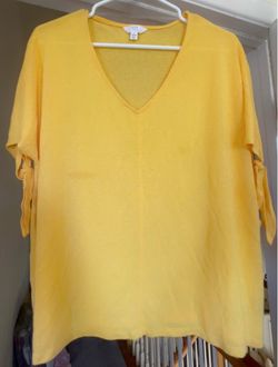 Women stretchy bright yellow top (Size L)