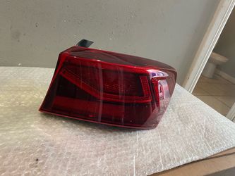 2019-2024 Kia Forte LED right tail light