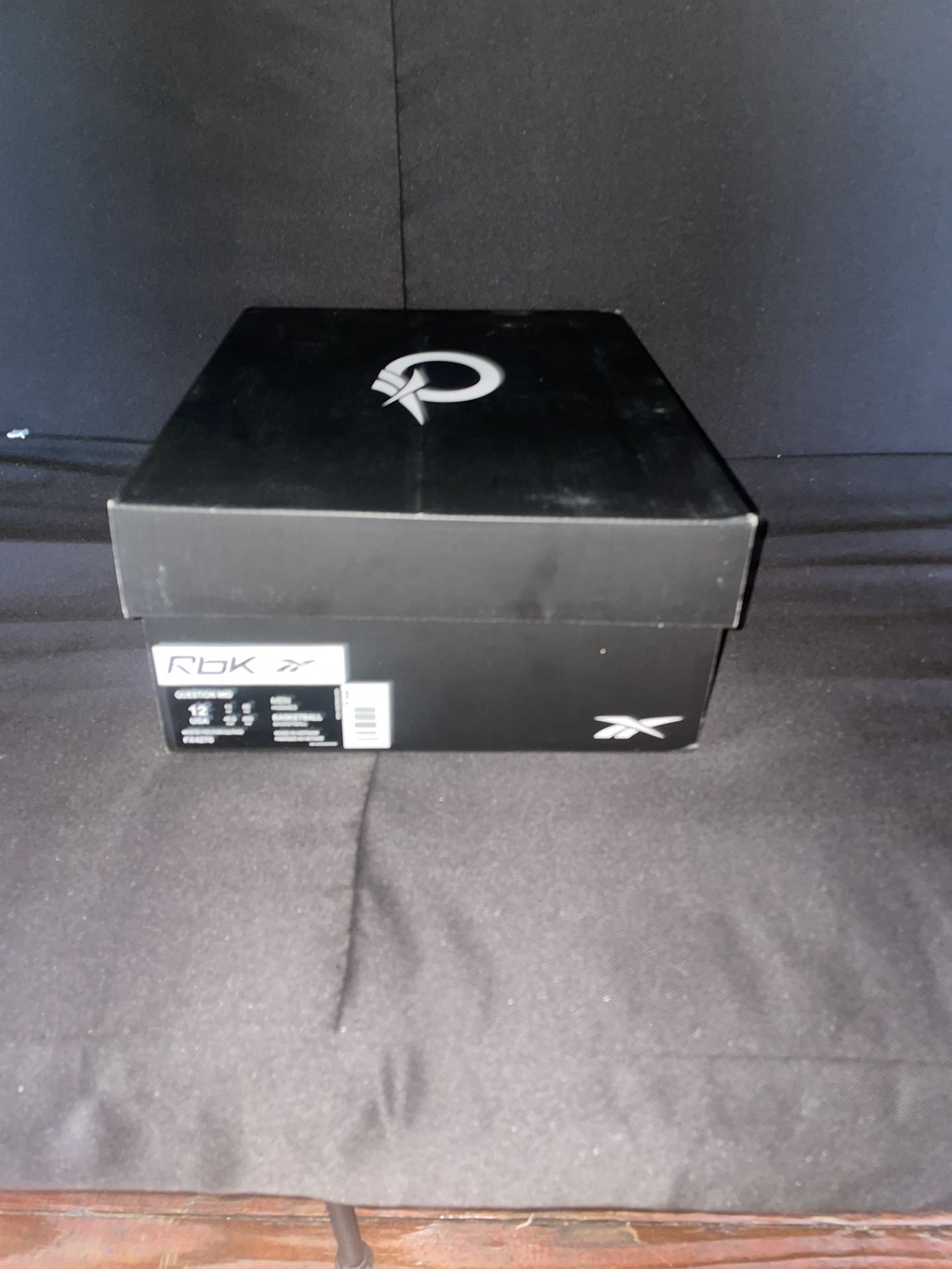 Reebok Questions Yellow Kobes (12) Size(No Trades)