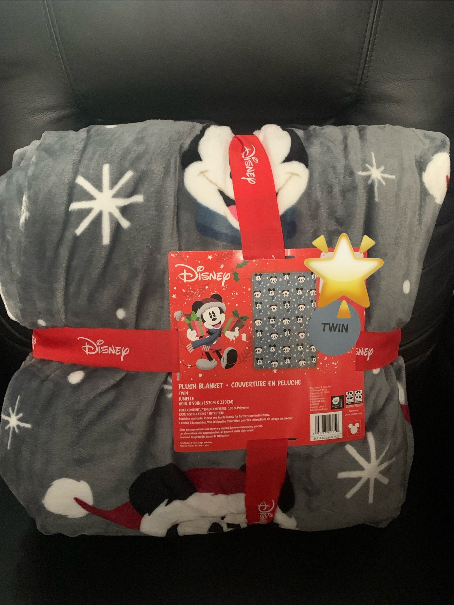 Mickey Mouse TWIN Plush Christmas Blanket