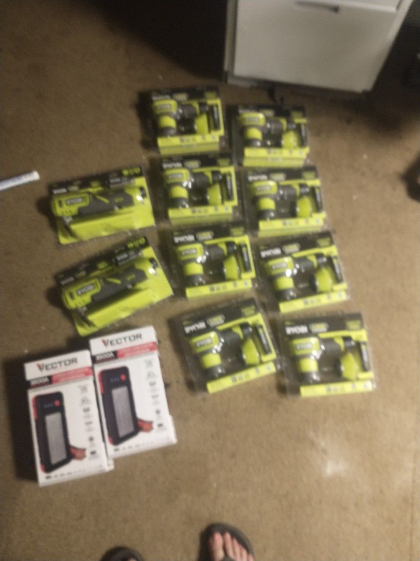Various Ryobi Tools Nd Vector Jump Box
