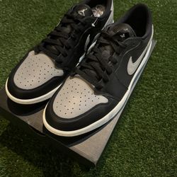 Jordan 1 Retro Low Golf