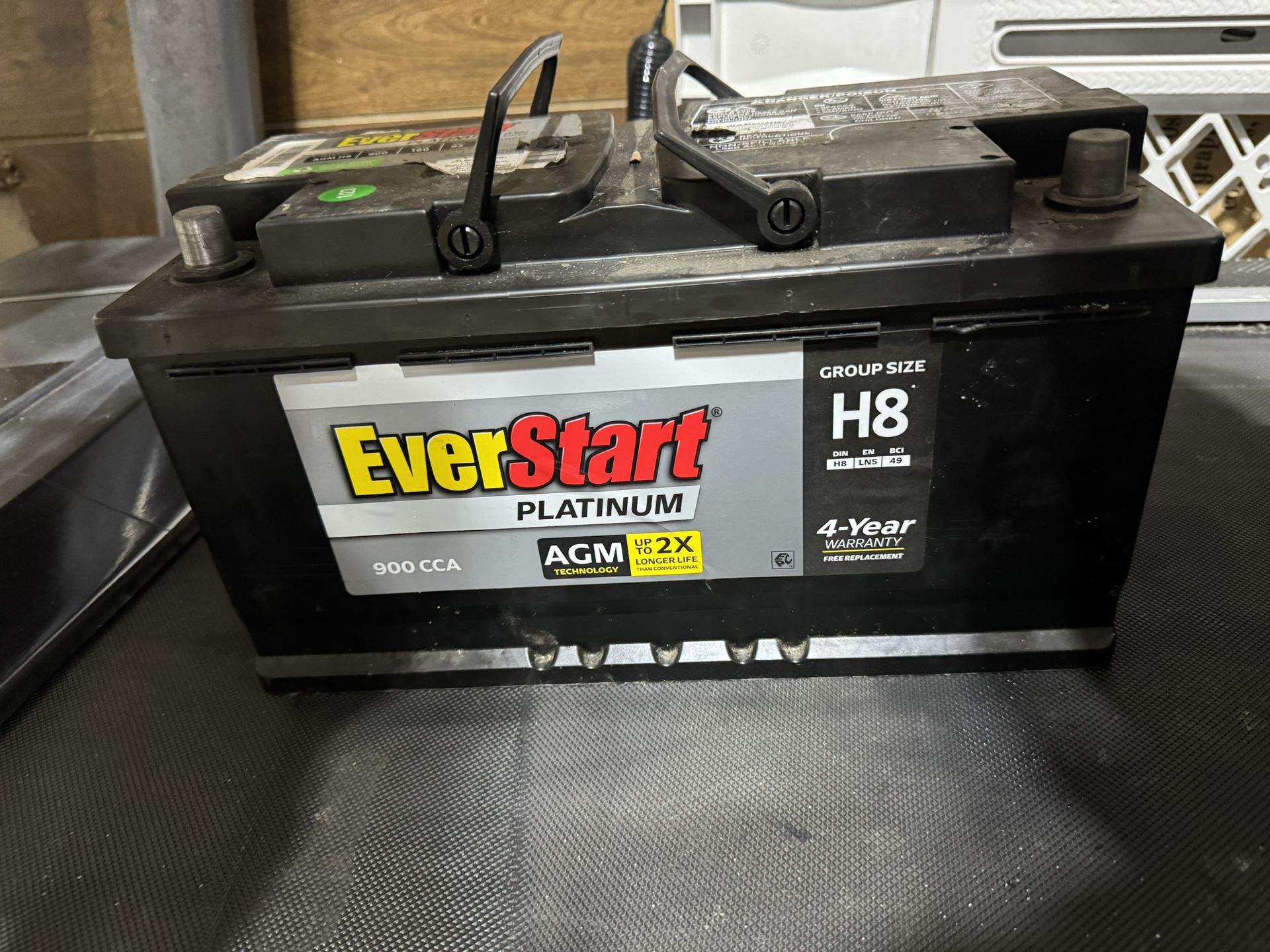 EverStart Platinum AGM Car Battery Group Size H8 900 CCA 160 RC Batteria