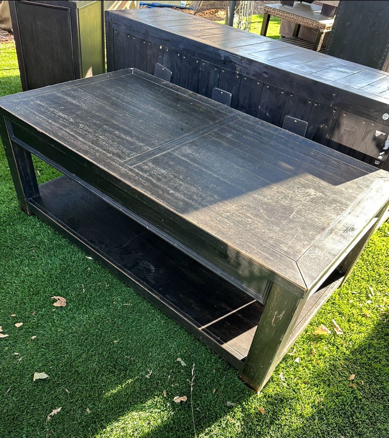 Free Rustic Coffee Table
