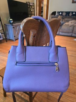 Nevenka Purple Leather Handbag with shoulder strap