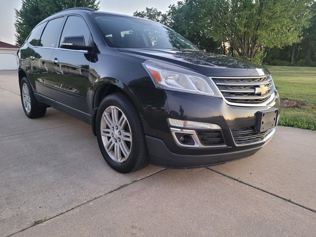 2013 CHEVROLET TRAVERSE LT for Sale in Dekalb, IL OfferUp