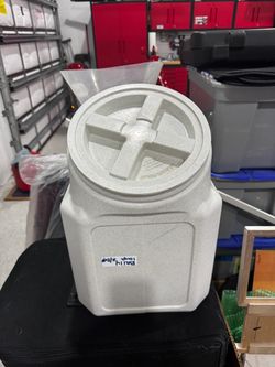 Gamma2 Vittles Dog Food Storage