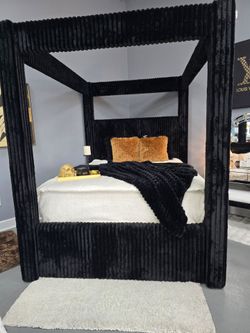 ✨️ King, Cal King, Queen Bed Frame ✨️ Furniture Sectionals, Bedrooms, Dining Avail