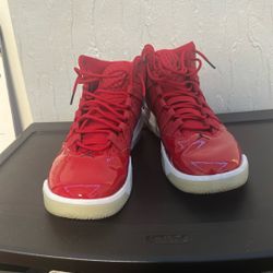 Jordan Max Aura