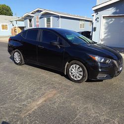2020 NISSAN VERSA S