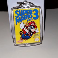 SUPER MARIO BROS NES NINTENDO BOX COVER KEYCHAIN COLLECTIBLE 