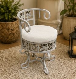 Like NEW Vintage VANITY Chair *MAKEanOFFER*