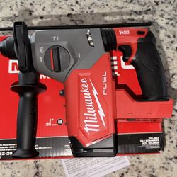 NEW M18 Milwaukee Fuel 1” Inch SDS ROTARY HAMMER TOOL ONLY NEW 