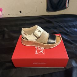 Pikolinos Female Sandals 