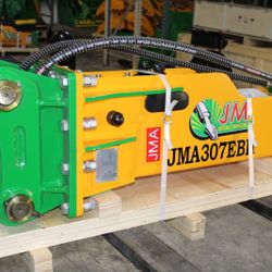 Mini Excavator Caterpillar CAT-307/308, JMA307BH Silence Hammer. It Fits with 5-10 Tons Machine.