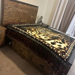 Jerome’s Storage Bed Solid Wood 