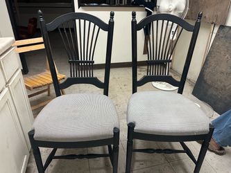 2 dining chairs
