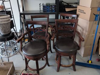 4 Countertop height swivel chairs