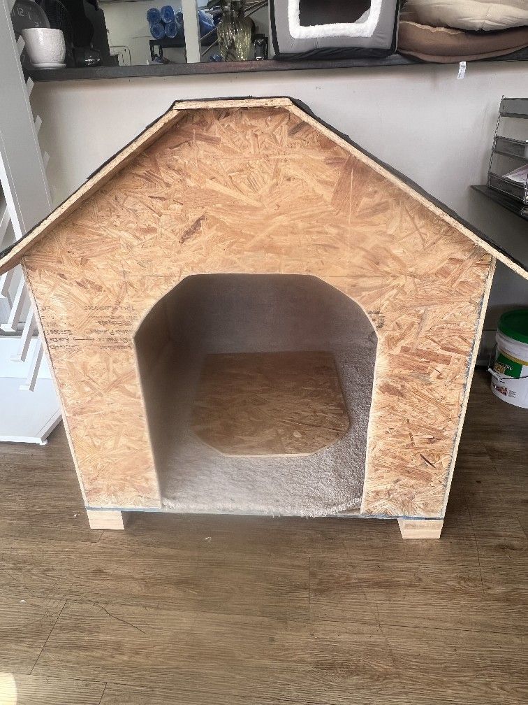 Dog House 