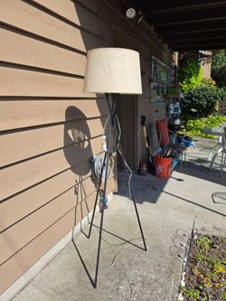 Standing lamp